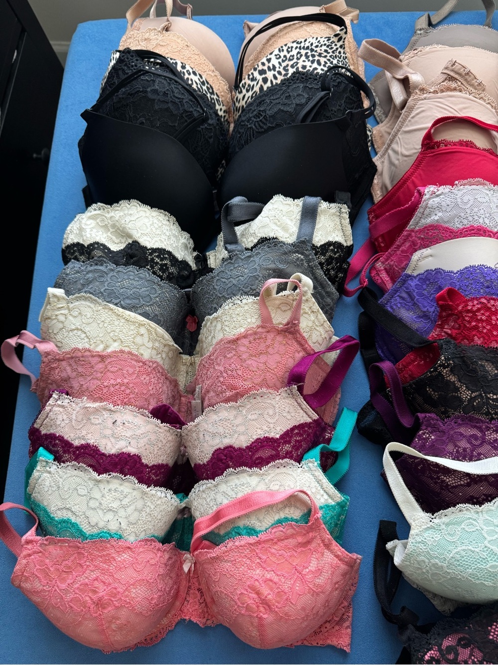 Women's Lace Push-Up Bra Pack - Mixed Colors - Picture 3 of 6